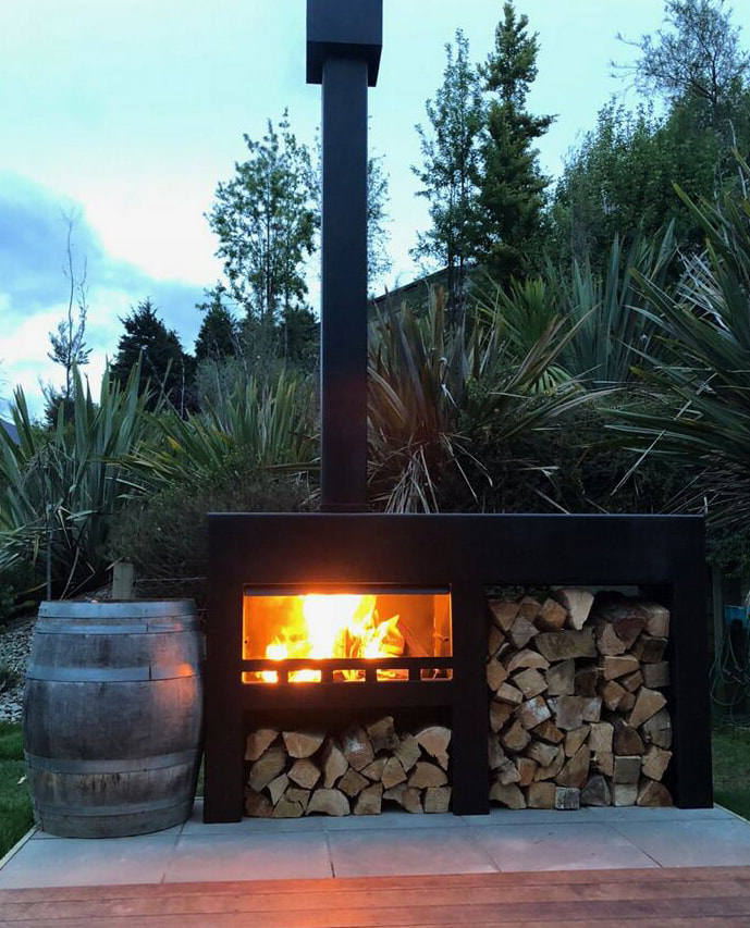 Steel outdoor fireplace