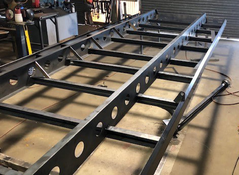 Steel trailer chassis